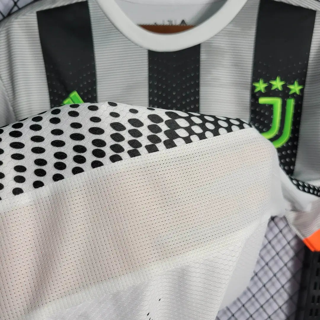 2019/2020 Retro Juventus United Edition Black and White Striped Football Jersey 1:1 Thailand Quality