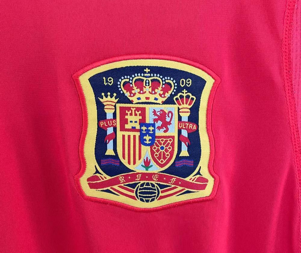 2010 Spain home jersey retro version 1:1 Thai version quality