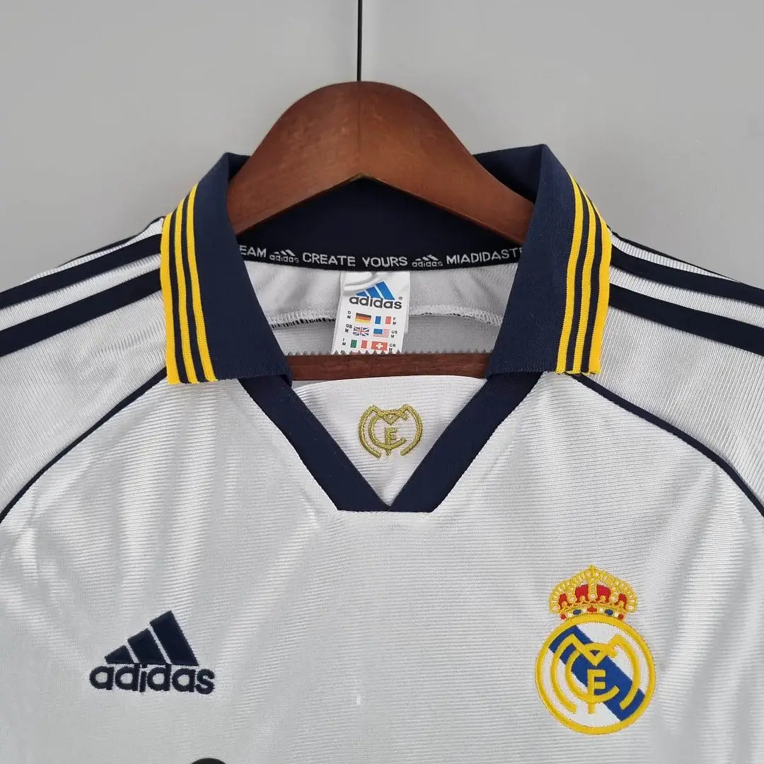 1998/2000 Real Madrid home stadium retro style