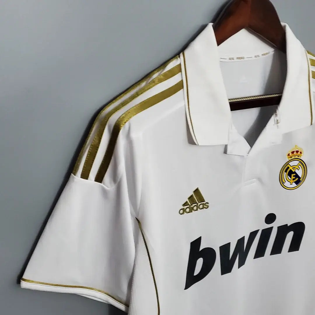 2011/2012 Real Madrid home stadium retro style