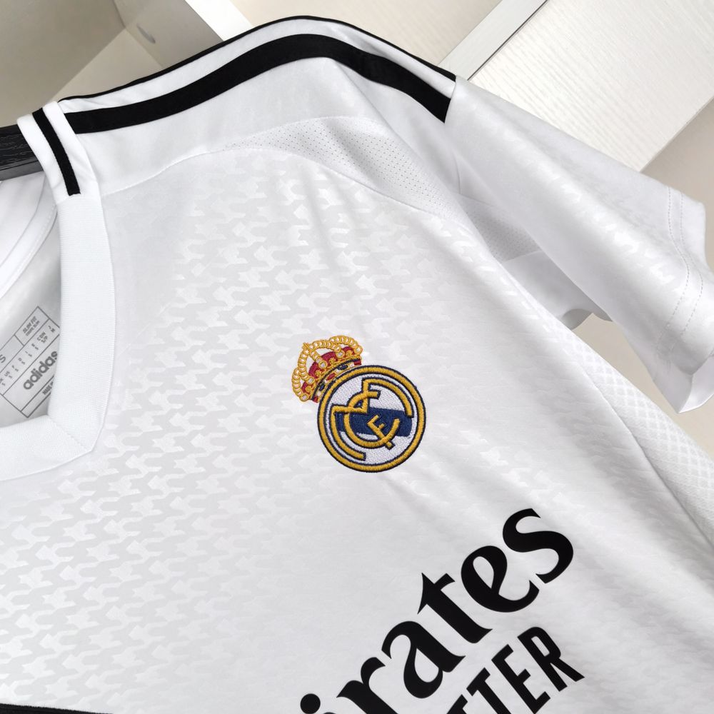 2024/2025 Real Madrid Heim-Fan-Version Fußballtrikot 1:1 Thai-Qualität