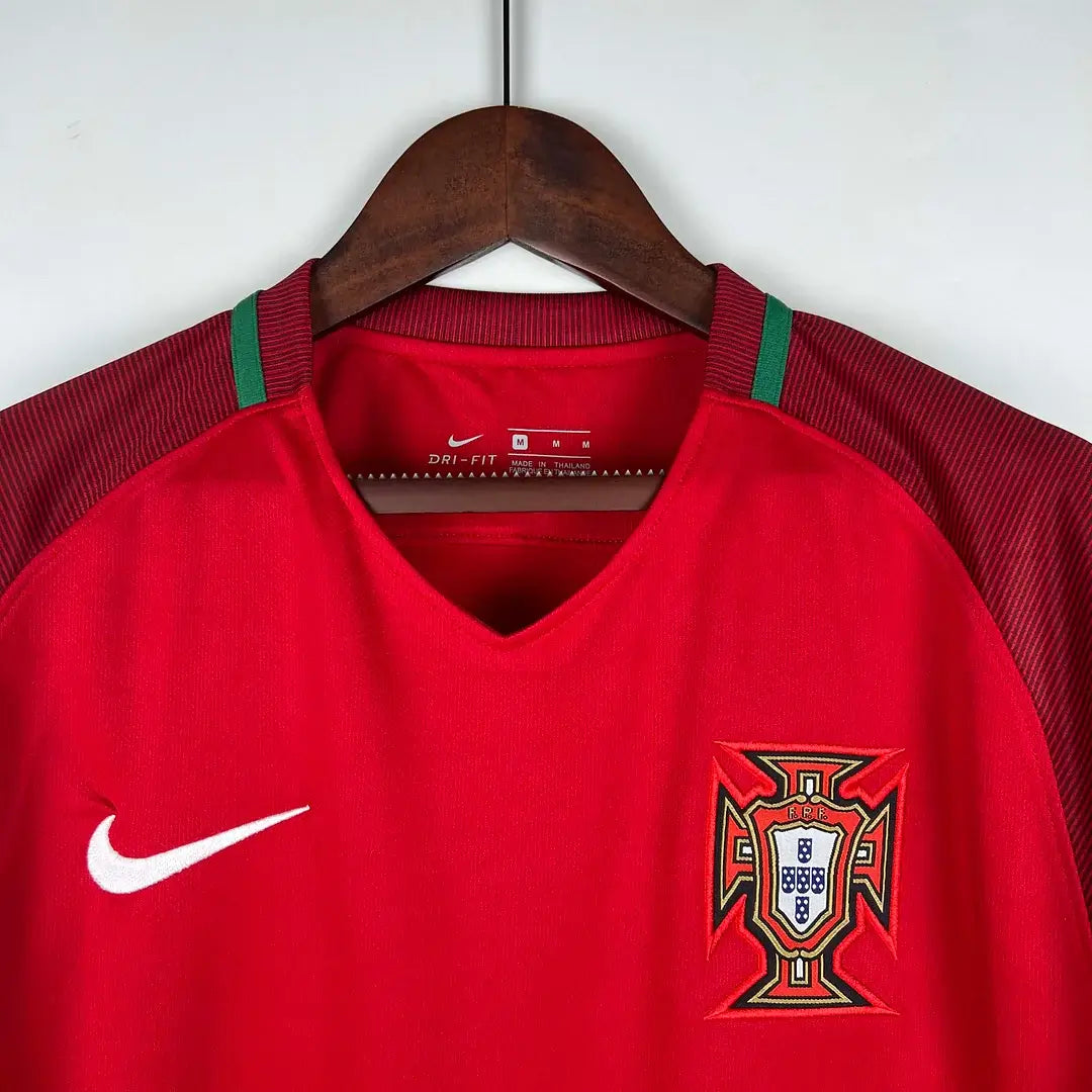 2016 Retro Long Sleeve Portugal Home Football Jersey 1:1 Thailand Quality