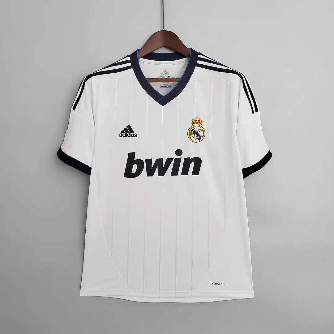 2012/2013 Real Madrid home stadium retro style