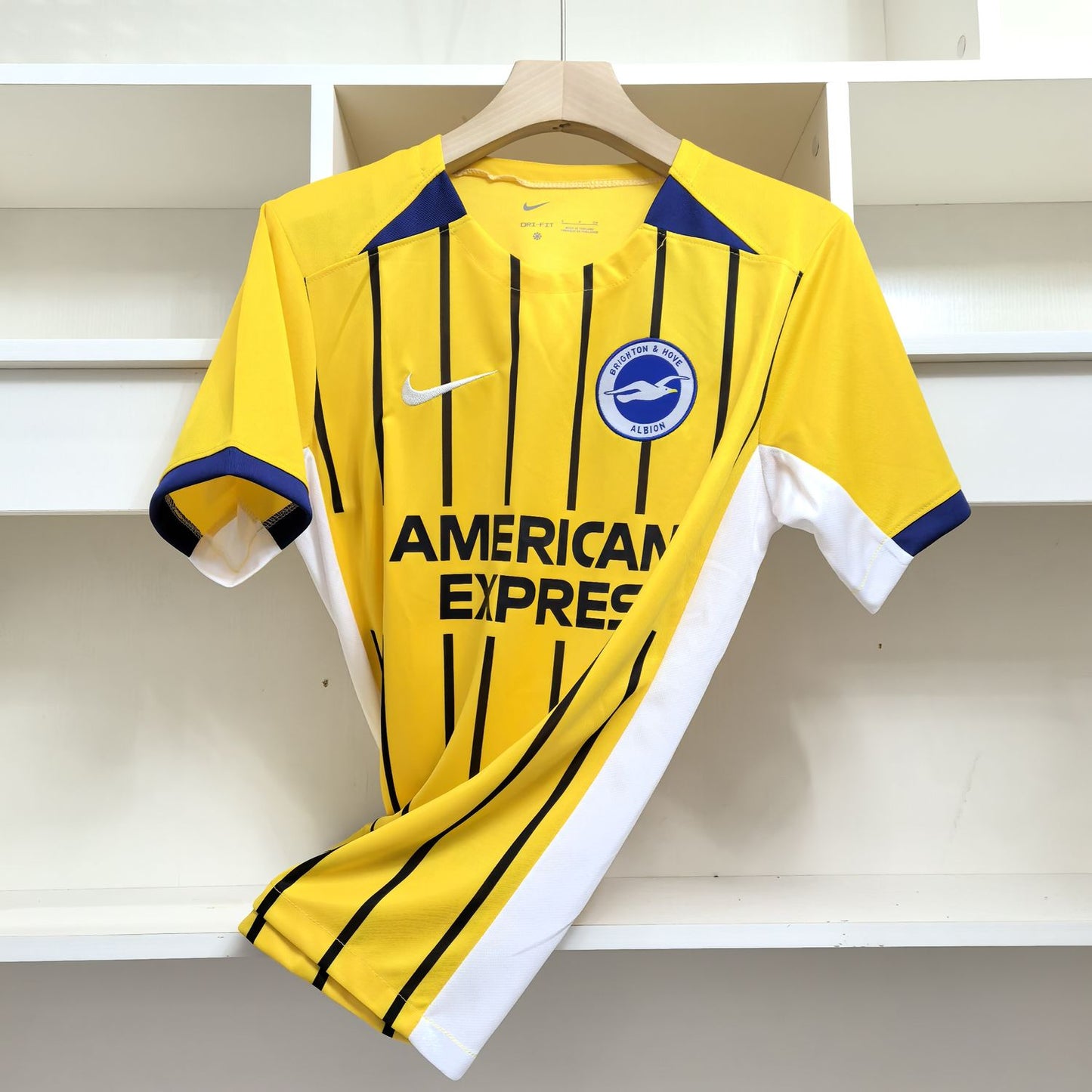 Brighton 2024-25 Away Kit